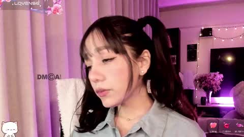 Snapshot of shyangie24 chatting on October 12, 6:12 am Angeline 3 independent come here when am horny... online show from October 12, 6:12 am