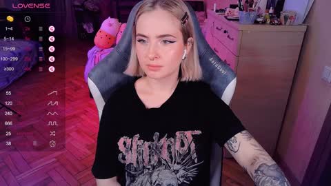 Effie online show from January 25, 8:21 pm