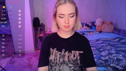 Effie online show from February 4, 1:16 pm