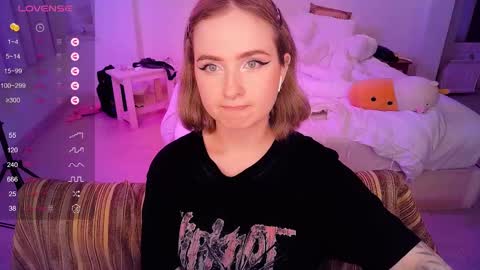 Effie online show from March 5, 5:18 pm