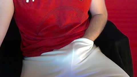 Snapshot of shyguy04_04_04 chatting on September 30, 2:27 am shyguy04_04_04 online show from September 30, 2:27 am