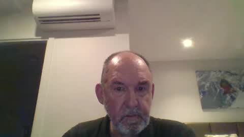 Snapshot of shyguytm chatting on October 20, 6:03 am shyguytm online show from October 20, 6:03 am