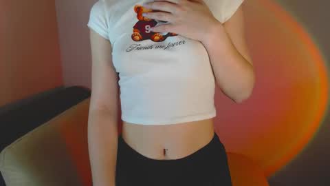 Lea online show from December 16, 2:33 pm