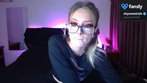 shysweetrish online show from December 10, 3:20 am