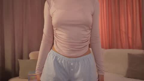 Tanya online show from April 16, 1:01 pm