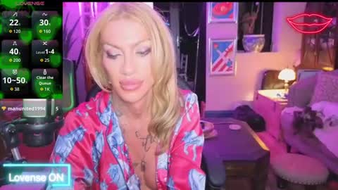 Snapshot of shytrans_uk chatting on July 26, 8:49 pm shytrans_uk online show from July 26, 8:49 pm