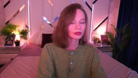 shyysiren online show from December 22, 8:44 am