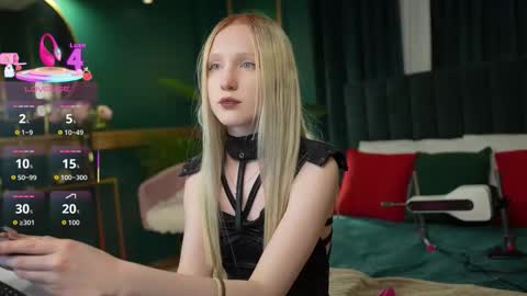 Sia online show from March 23, 5:39 pm