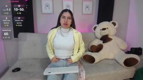 Sia online show from November 18, 10:36 pm