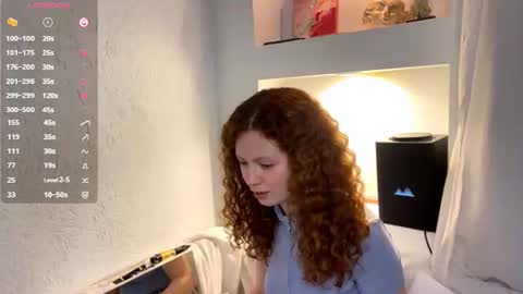 Snapshot of sibylevans chatting on June 20, 8:22 pm Kelly online show from June 20, 8:22 pm
