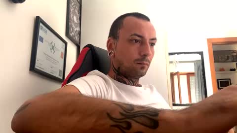 sidvicious23cm online show from September 24, 8:28 am