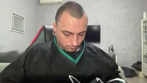 sidvicious23cm online show from January 14, 7:30 pm