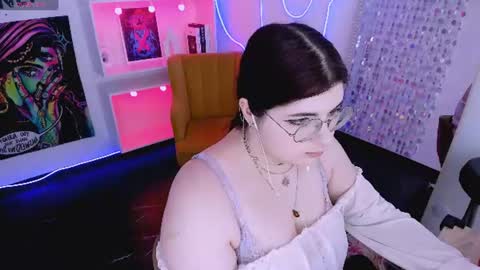 Snapshot of siena_aa chatting on July 2, 7:20 pm Siena online show from July 2, 7:20 pm