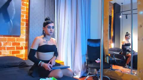 SinnaDark online show from March 12, 11:27 am