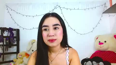 Snapshot of sienna_lorens chatting on January 13, 1:16 pm Amber online show from January 13, 1:16 pm