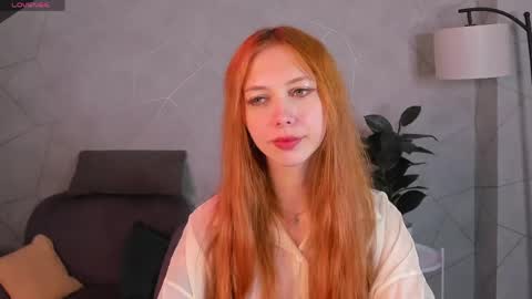 Sienna online show from April 18, 9:13 am