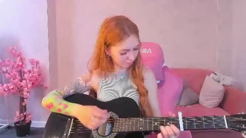 Sienna online show from June 26, 9:14 am