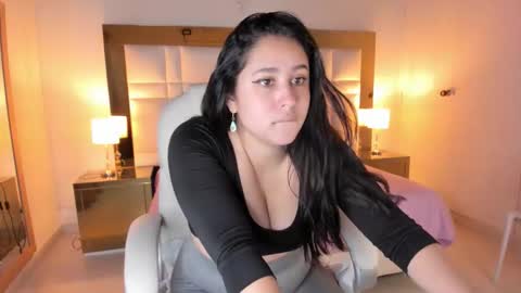 Sienna  online show from November 7, 11:32 am