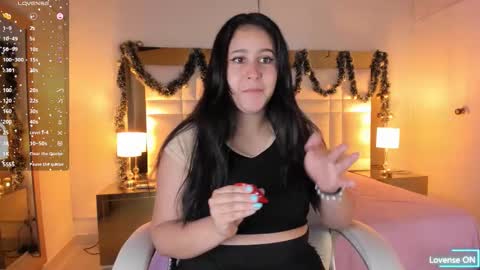 Sienna  online show from December 3, 11:30 am