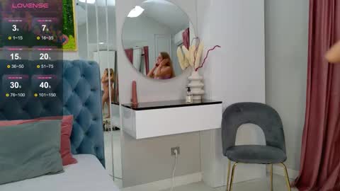 Sienna online show from November 11, 5:40 am