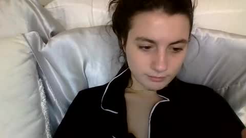 sierranovaa online show from February 5, 4:28 am