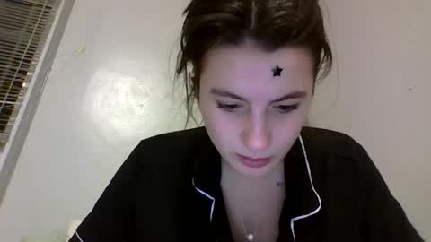 sierranovaa online show from February 25, 3:05 am