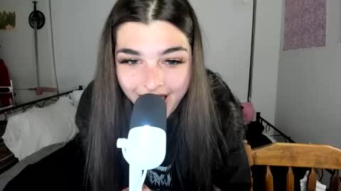 Snapshot of sierrasquirter chatting on May 28, 4:43 am Sierra online show from May 28, 4:43 am