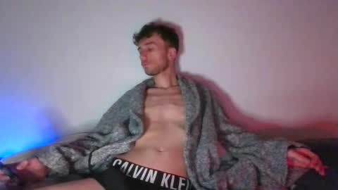 siiimon777 online show from March 21, 8:19 am