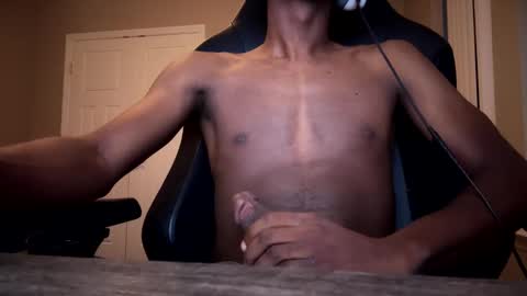 Snapshot of silentpax chatting on December 22, 12:07 am Silent Pax online show from December 22, 12:07 am