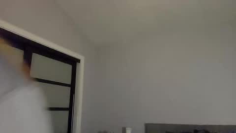 SilentSarah online show from December 22, 4:31 am