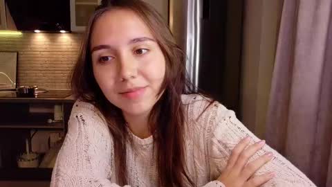 Snapshot of silicia_lu chatting on September 14, 4:06 pm You fav Miss Si online show from September 14, 4:06 pm