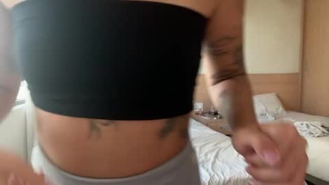 You fav Miss Si online show from April 14, 9:15 am