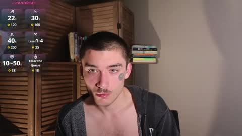 Snapshot of silly_cybin chatting on May 6, 3:35 am cybin online show from May 6, 3:35 am