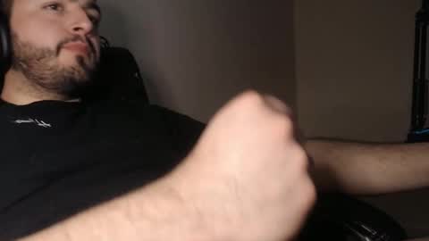 Snapshot of silva1018 chatting on February 2, 6:26 am Alvaro online show from February 2, 6:26 am