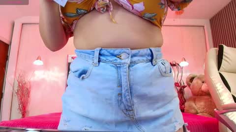 SIlvana  online show from February 4, 12:33 pm