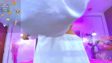 SIlvana  online show from March 5, 12:33 pm