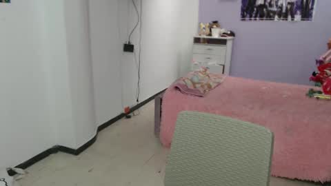 Snapshot of silvanaroberts_ chatting on March 11, 3:45 pm Rouse online show from March 11, 3:45 pm