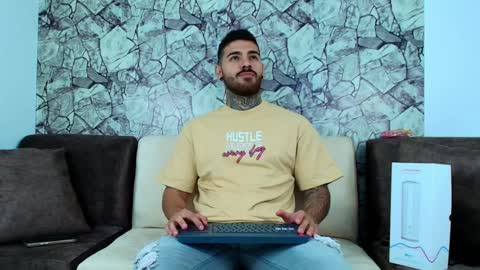 silavno online show from December 14, 2:34 am