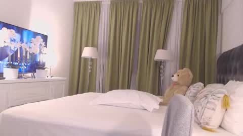 Silver  ok online show from February 25, 6:06 pm