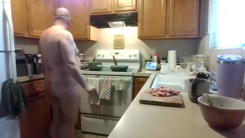 silverdragon70 online show from November 17, 8:58 pm