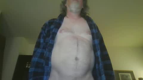 Snapshot of silverfunfox chatting on April 21, 9:26 am silverfunfox online show from April 21, 9:26 am