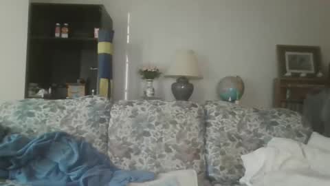 Snapshot of silverfunfox chatting on May 31, 10:11 pm silverfunfox online show from May 31, 10:11 pm