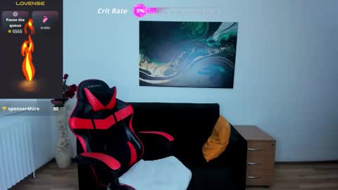 Silvia Wallec online show from March 14, 6:35 pm