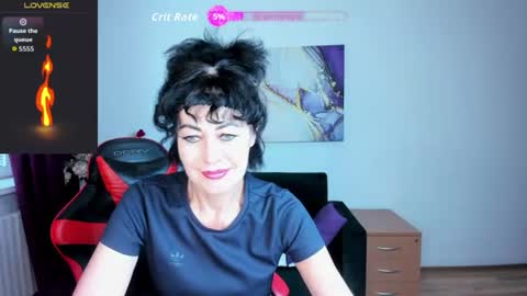 Snapshot of silvia_wallec chatting on June 17, 5:43 am Silvia Wallec online show from June 17, 5:43 am