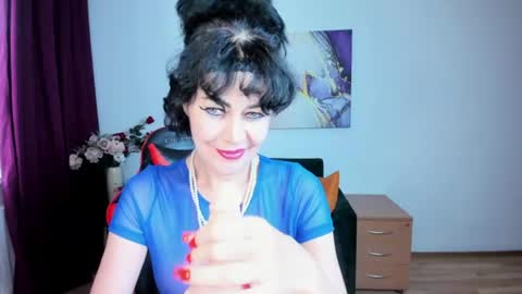 Snapshot of silvia_wallec chatting on June 30, 11:33 am Silvia Wallec online show from June 30, 11:33 am