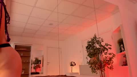 Wendy help me get get 69 likes  online show from October 18, 6:37 am