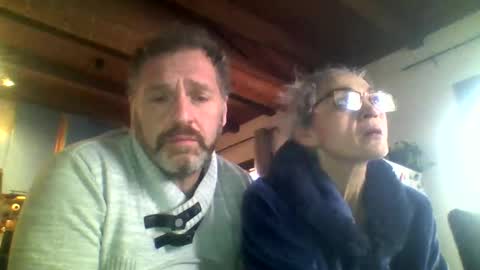 Snapshot of simodav chatting on February 8, 9:56 am simodav online show from February 8, 9:56 am