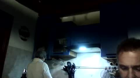 Snapshot of simodav chatting on February 11, 6:24 pm simodav online show from February 11, 6:24 pm