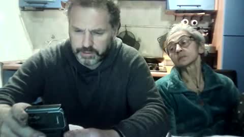 Snapshot of simodav chatting on February 23, 6:27 pm simodav online show from February 23, 6:27 pm