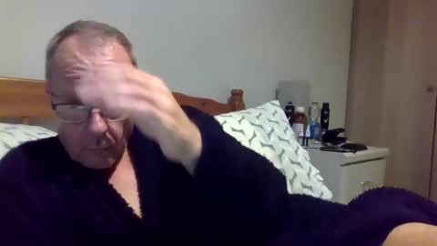 simon56691 online show from September 18, 6:32 pm